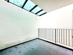 Lornie Road (D11), Terrace #513044191